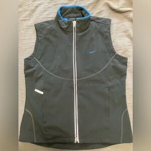 Women’s Nike Sphere Pro vest